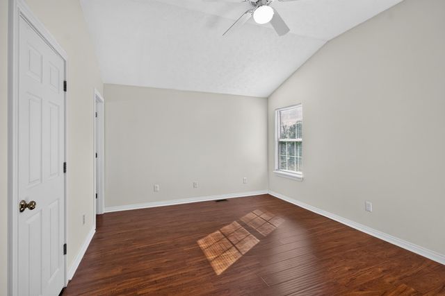 3253 Royal Troon Road, Lexington, KY 40509