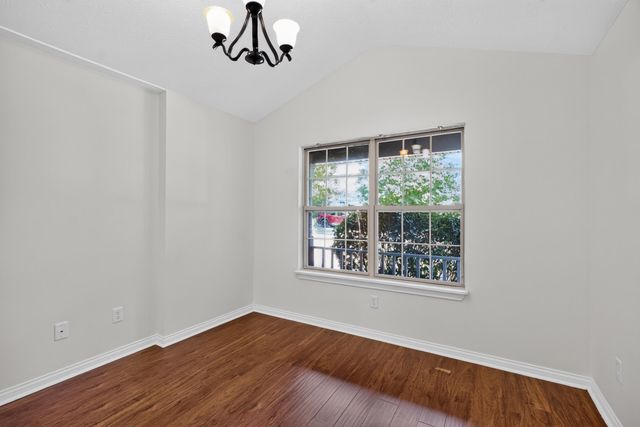 3253 Royal Troon Road, Lexington, KY 40509