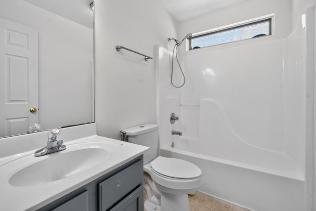 3253 Royal Troon Road, Lexington, KY 40509