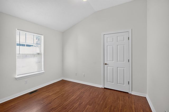 3253 Royal Troon Road, Lexington, KY 40509