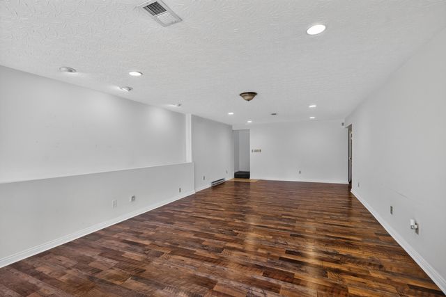 3253 Royal Troon Road, Lexington, KY 40509