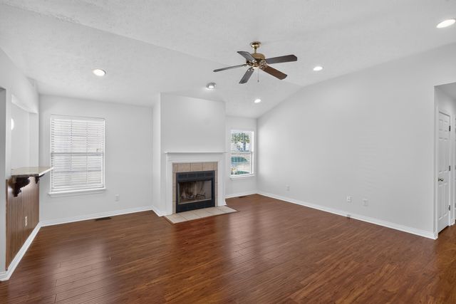 3253 Royal Troon Road, Lexington, KY 40509