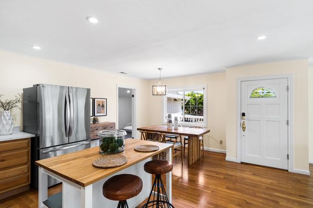 23 Meadow Lane, Redwood City, CA 94063
