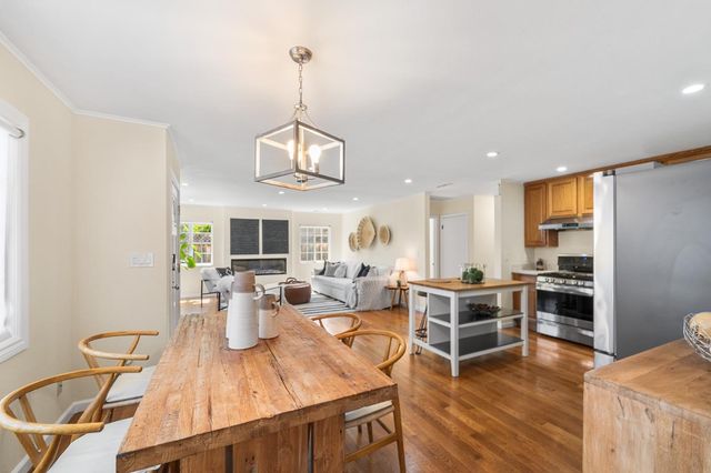 23 Meadow Lane, Redwood City, CA 94063