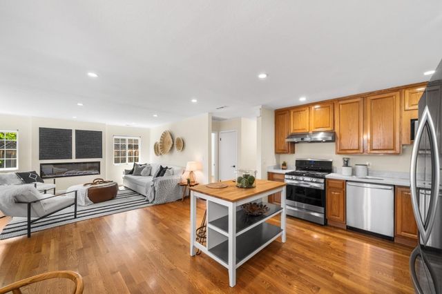 23 Meadow Lane, Redwood City, CA 94063