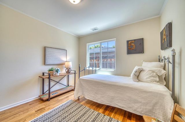 23 Meadow Lane, Redwood City, CA 94063