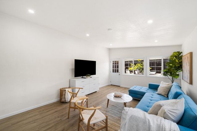 23 Meadow Lane, Redwood City, CA 94063