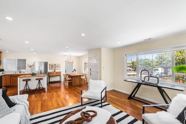 23 Meadow Lane, Redwood City, CA 94063