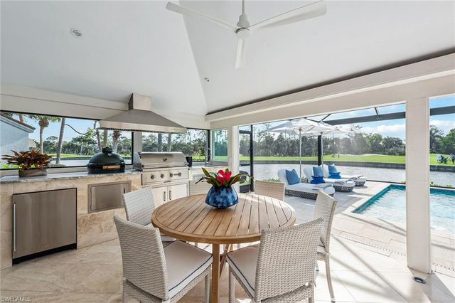 35 Grey Wing PT, Naples, FL 34113