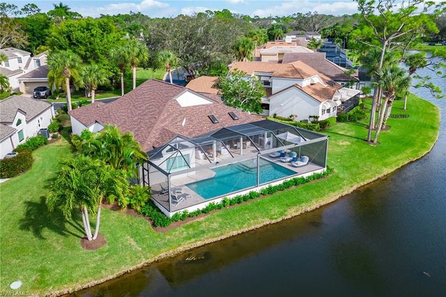35 Grey Wing PT, Naples, FL 34113