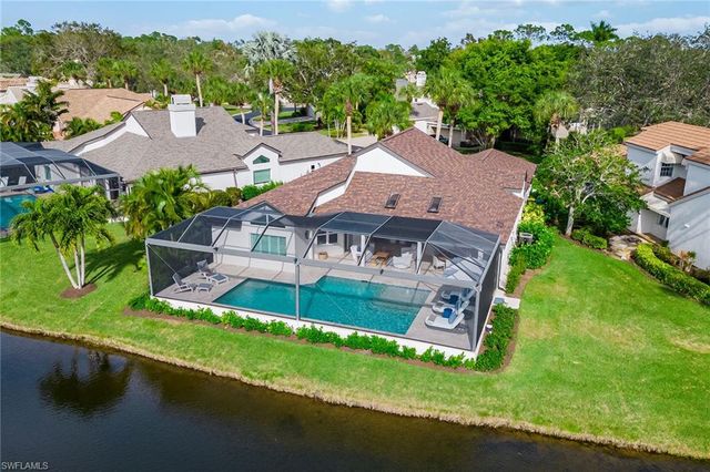35 Grey Wing PT, Naples, FL 34113