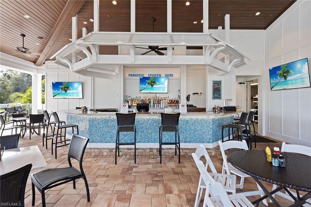 35 Grey Wing PT, Naples, FL 34113