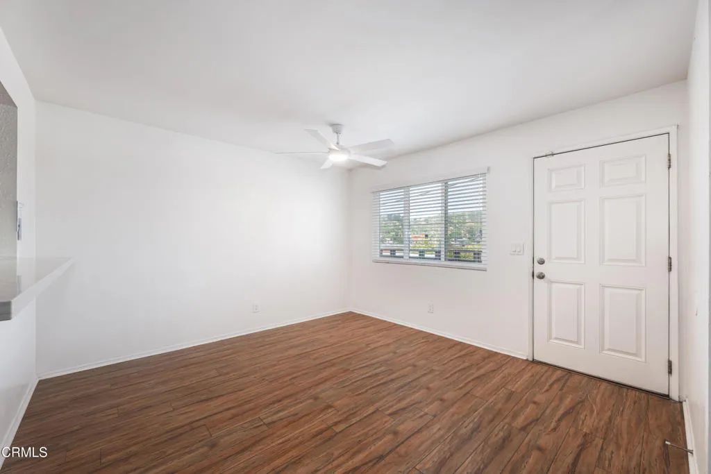 10133 Tujunga Canyon Boulevard 3, Los Angeles, CA 91042