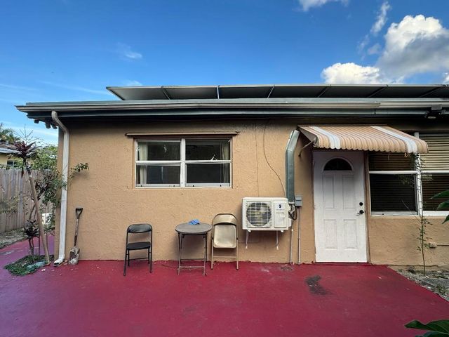 3961 NW 36th Terrace, Lauderdale Lakes, FL 33309