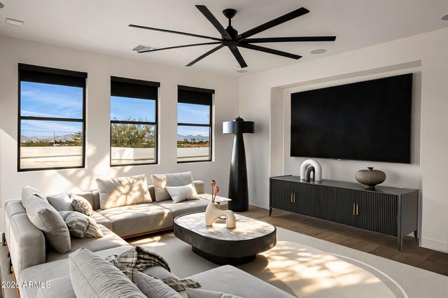 3350 E HIGHLINE CANAL Road, Phoenix, AZ 85042