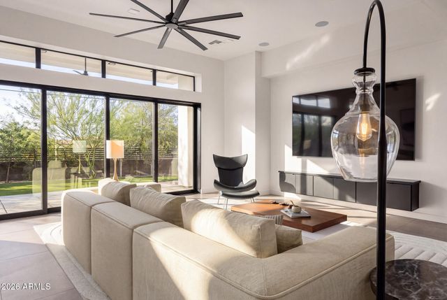 3350 E HIGHLINE CANAL Road, Phoenix, AZ 85042