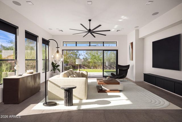 3350 E HIGHLINE CANAL Road, Phoenix, AZ 85042