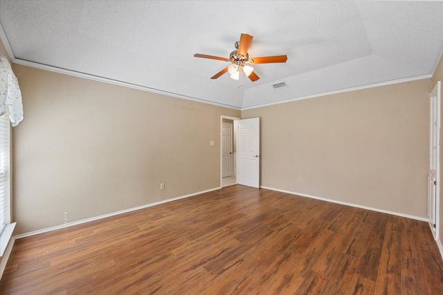 1536 Stratford Drive, Mansfield, TX 76063