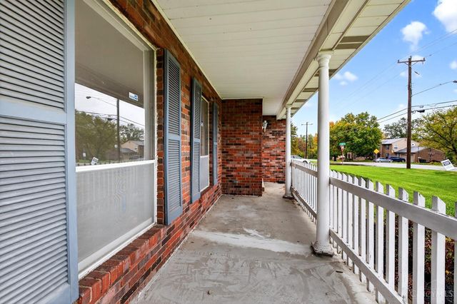 7988 Woodruff Road, Cincinnati, OH 45255