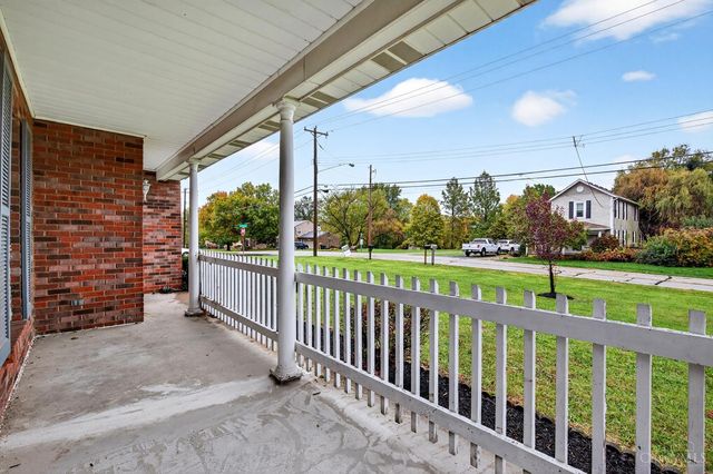 7988 Woodruff Road, Cincinnati, OH 45255