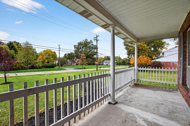 7988 Woodruff Road, Cincinnati, OH 45255