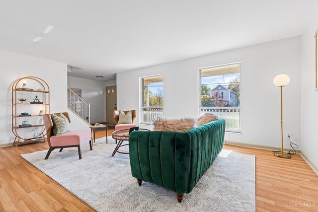 7988 Woodruff Road, Cincinnati, OH 45255