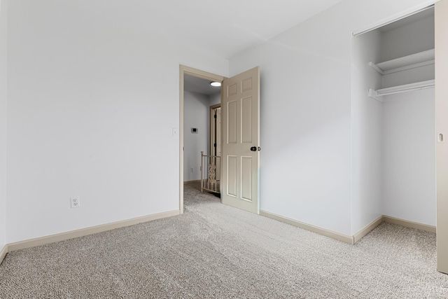 7988 Woodruff Road, Cincinnati, OH 45255