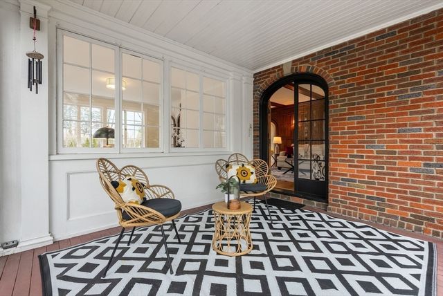 5 Hammond St, Newton, MA 02467