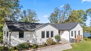 20 N Hereford Lane, Madison, IN 47250