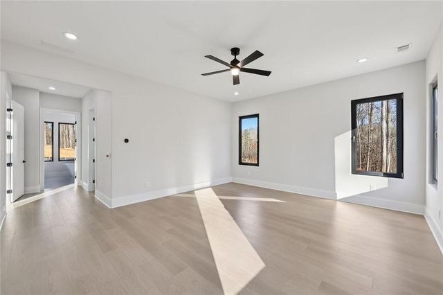177 Deer Canyon Drive, Auburn, GA 30011