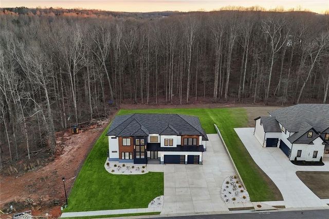 177 Deer Canyon Drive, Auburn, GA 30011