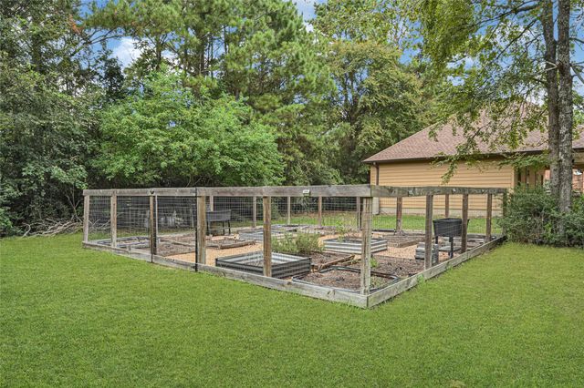 15631 Connie Lane, Montgomery, TX 77316