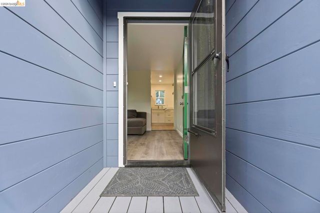 946 946 Kains AVE, Albany, CA 94706