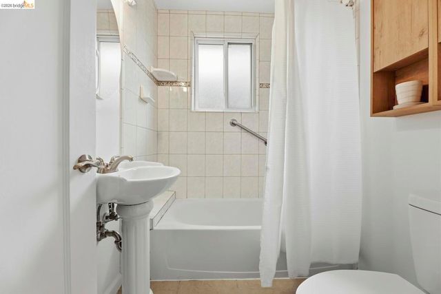 946 946 Kains AVE, Albany, CA 94706