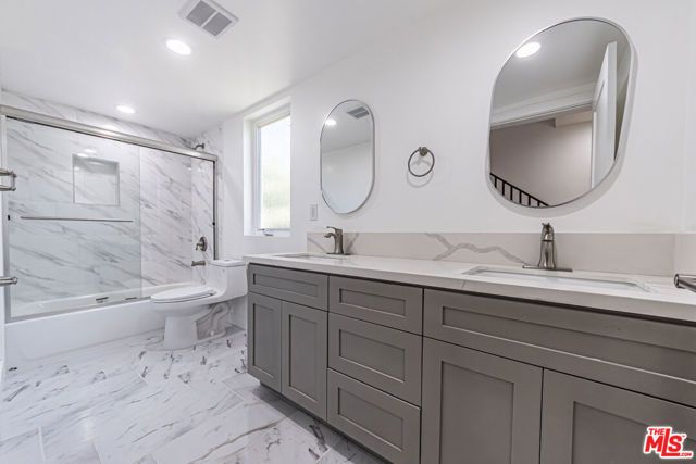 5436 Romaine Street, Los Angeles, CA 90038