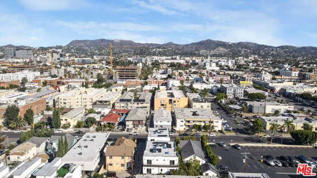 5436 Romaine Street, Los Angeles, CA 90038
