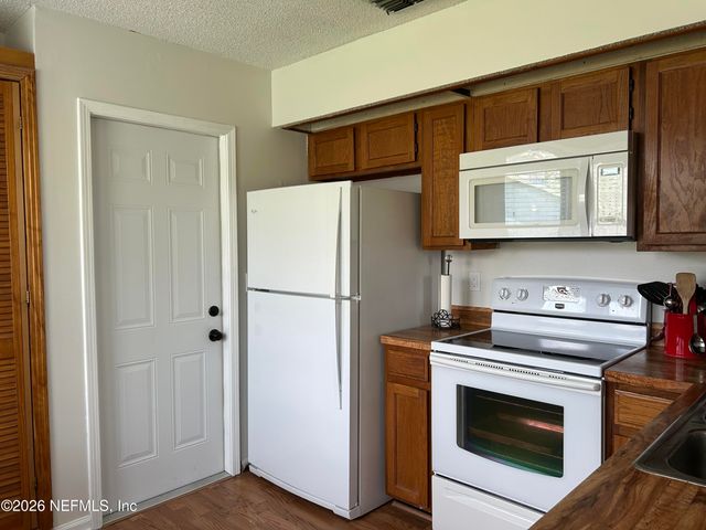 1737 LARGO Court, Middleburg, FL 32068