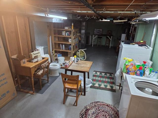 425 Bishop AVENUE, Plymouth, WI 53073