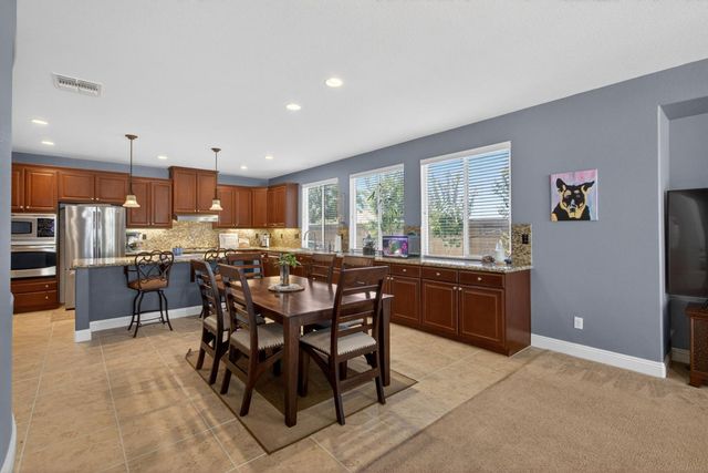 508 Hearthside Ct, Roseville, CA 95747