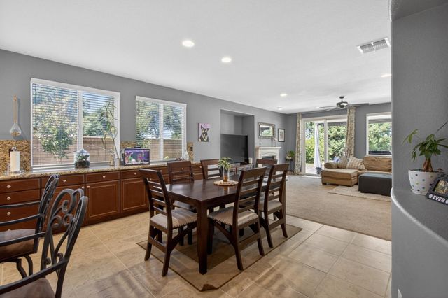 508 Hearthside Ct, Roseville, CA 95747