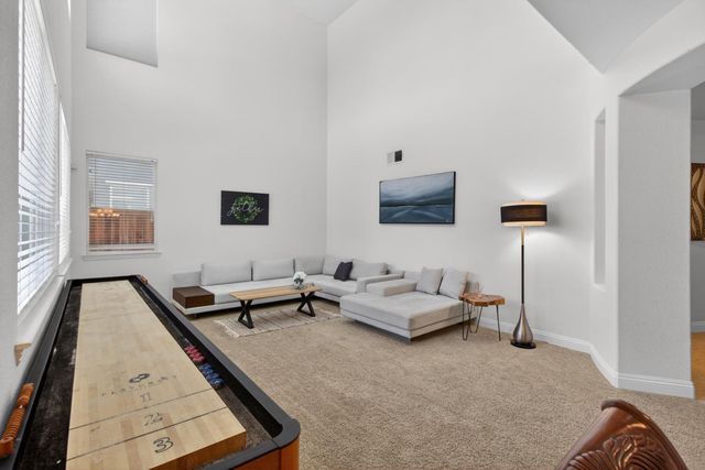 508 Hearthside Ct, Roseville, CA 95747
