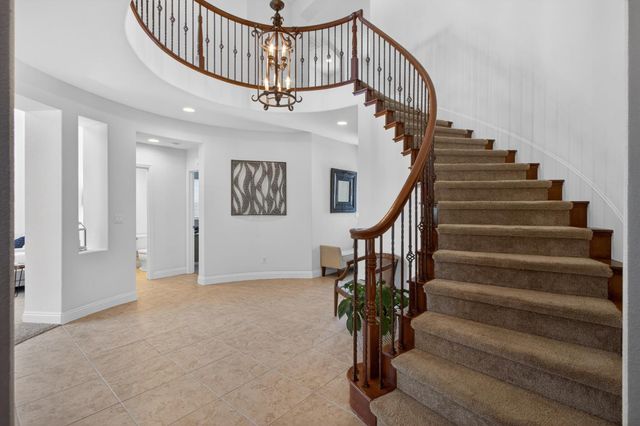 508 Hearthside Ct, Roseville, CA 95747