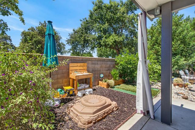 508 Hearthside Ct, Roseville, CA 95747