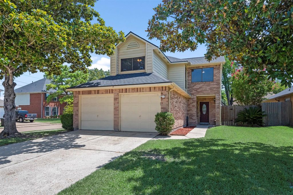 10842 Ryan Trails Drive, Houston, TX 77065
