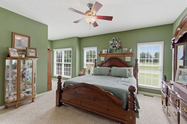 584 Golf Club Dr, Smithville, TN 37166