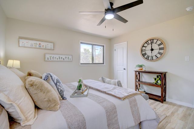 9205 Cherokee Road NE, Albuquerque, NM 87111