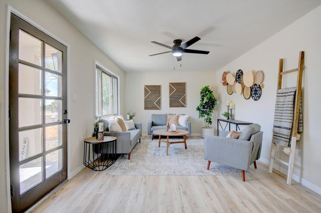 9205 Cherokee Road NE, Albuquerque, NM 87111