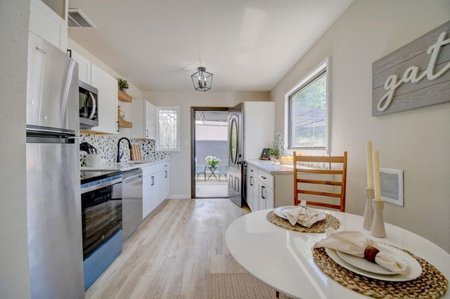 9205 Cherokee Road NE, Albuquerque, NM 87111