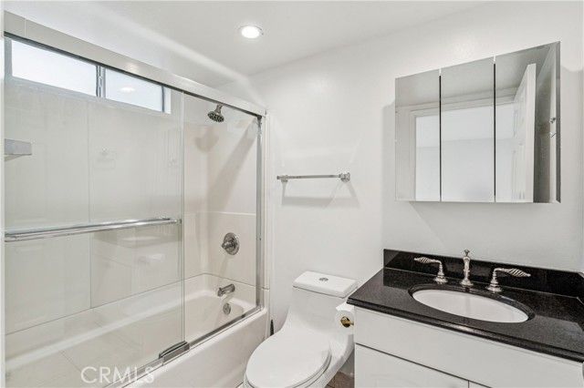 11390 Lampson 8, Garden Grove, CA 92840