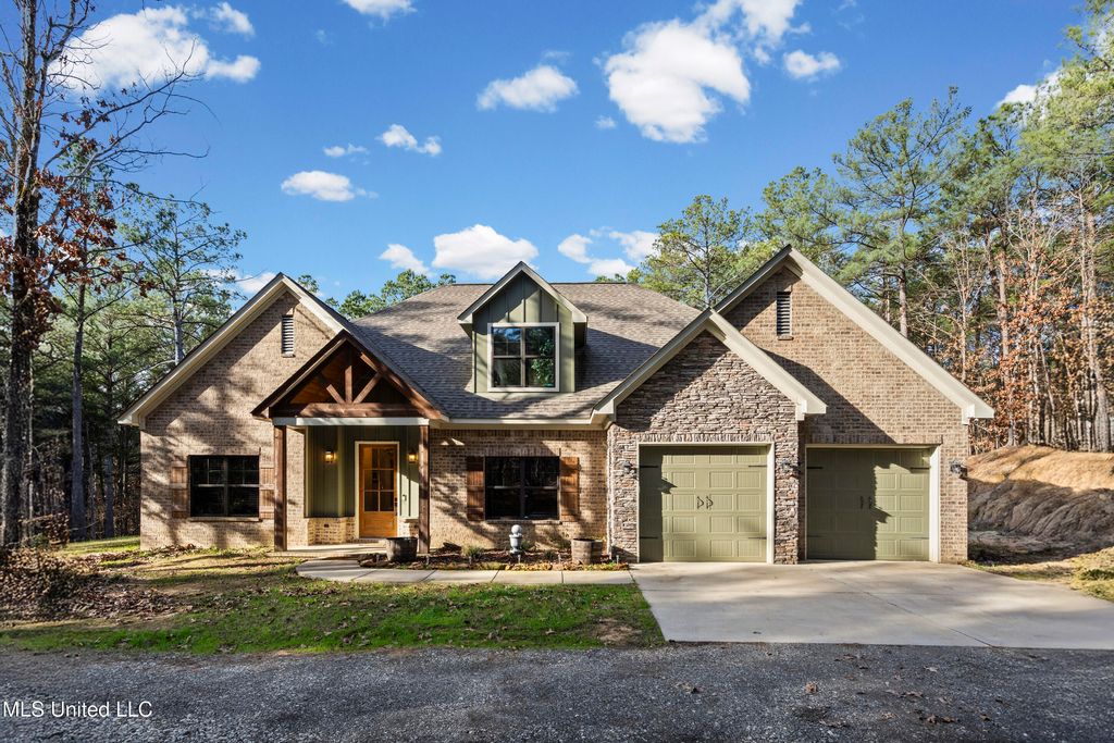 6720 Thyatira Tyro, Como, MS 38619 — exterior